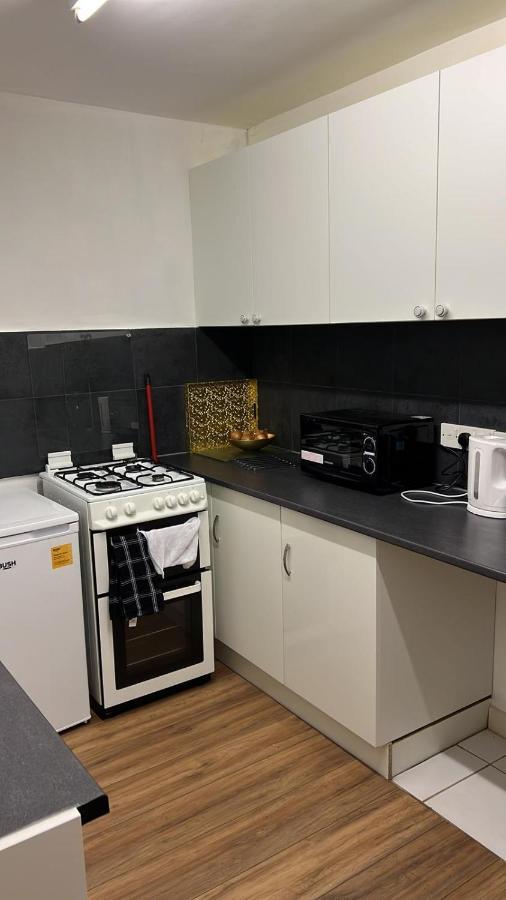 Smalinz Homes Finchley Londyn Zewnętrze zdjęcie