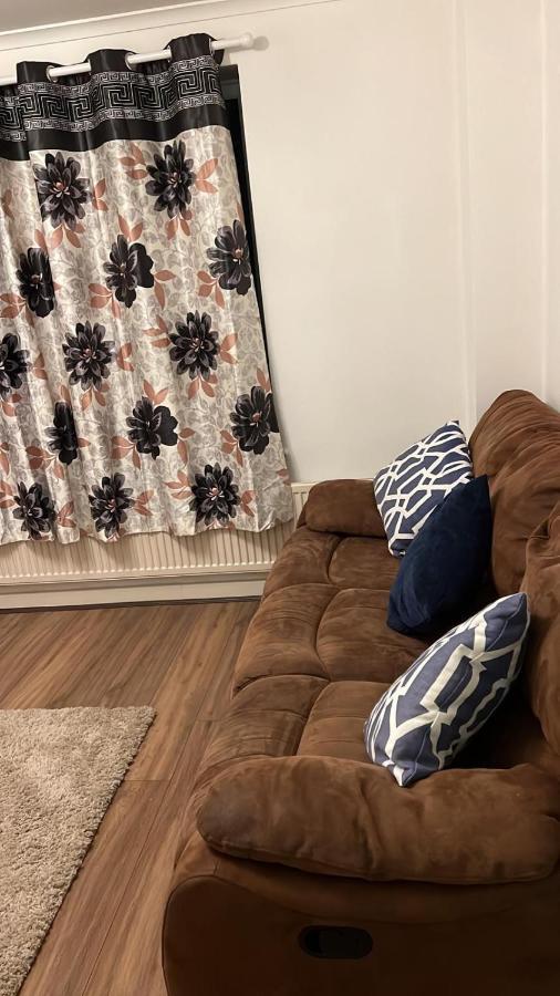 Smalinz Homes Finchley Londyn Zewnętrze zdjęcie