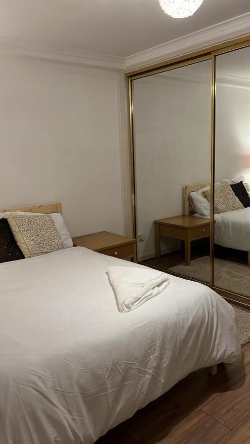 Smalinz Homes Finchley Londyn Zewnętrze zdjęcie